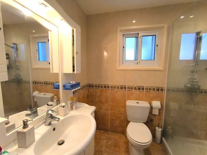 Image No.22-3 Bed Villa for sale
