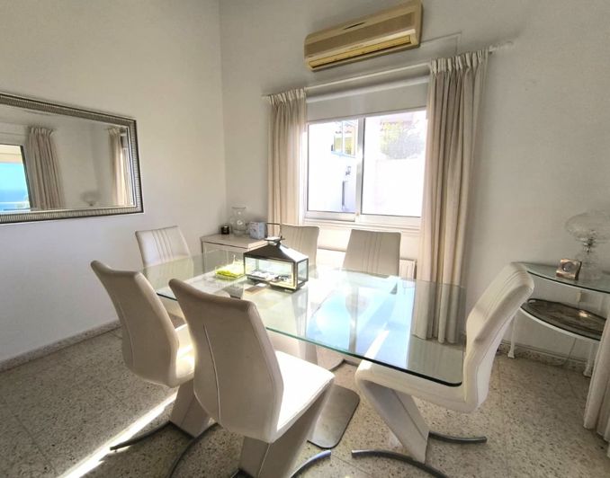 Image No.9-3 Bed Villa for sale