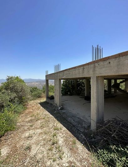 Image No.2-3 Bed Villa for sale