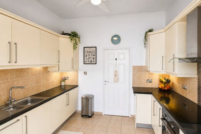 Image No.6-2 Bed Apartment for sale