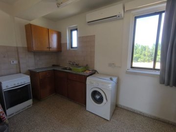 Building For Sale  in  Kato Paphos