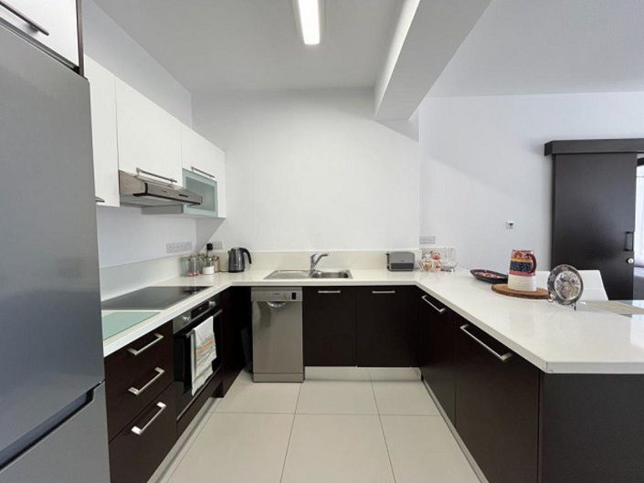 Image No.13-3 Bed Apartment for sale