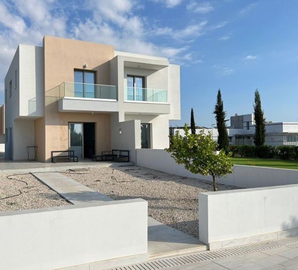 Image No.20-3 Bed Villa for sale