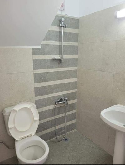 Image No.8-3 Bed Townhouse for sale