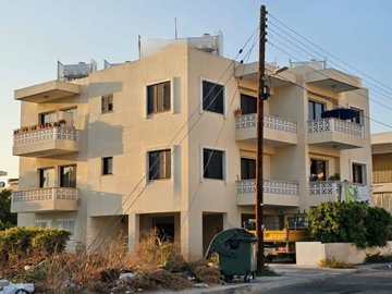 Building For Sale  in  Kato Paphos
