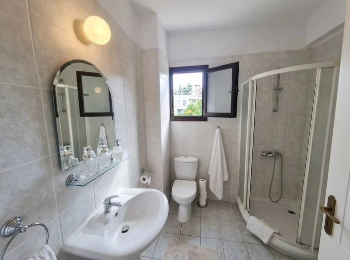 Image No.12-3 Bed Apartment for sale