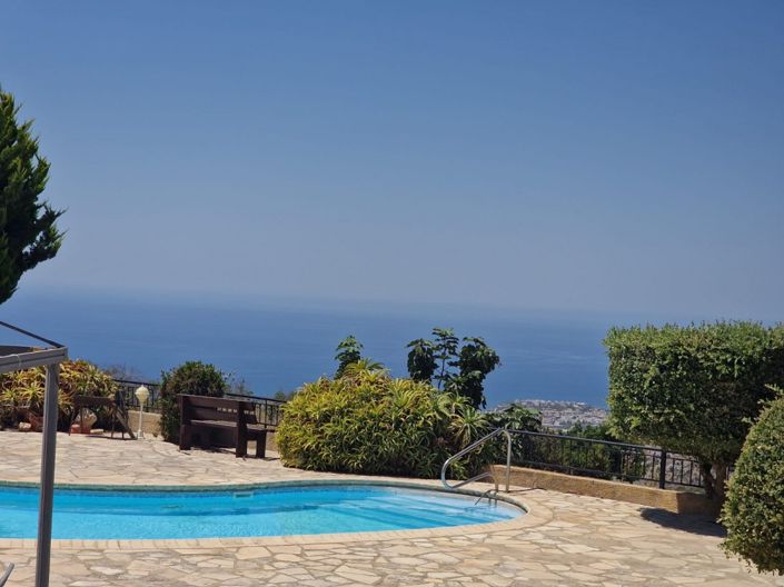 Image No.2-4 Bed Villa for sale