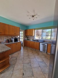 Detached Villa For Sale  in  Akoursos