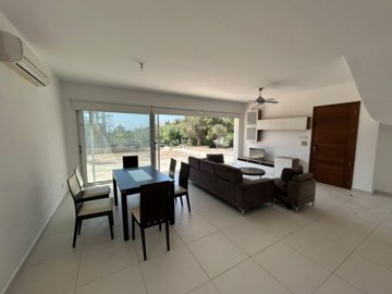 Detached Villa For Sale  in  Chlorakas