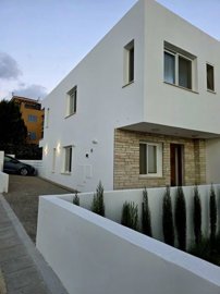 Semi Detached Villa For Sale  in  Peyia