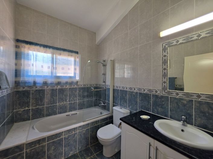 Image No.18-4 Bed Villa for sale