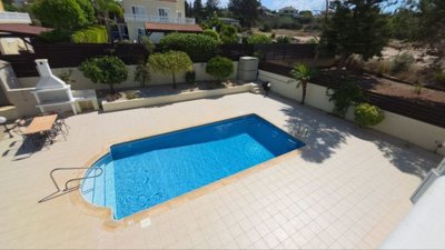 Detached Villa For Sale  in  Peyia - Sea Caves