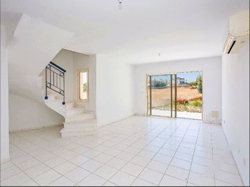 Semi Detached Villa For Sale  in  Anarita
