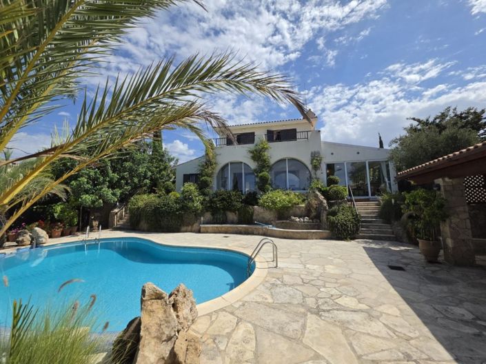 Image No.2-3 Bed Villa for sale
