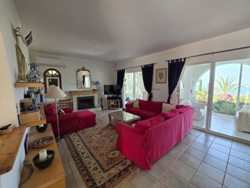 Detached Villa For Sale  in  Select Location