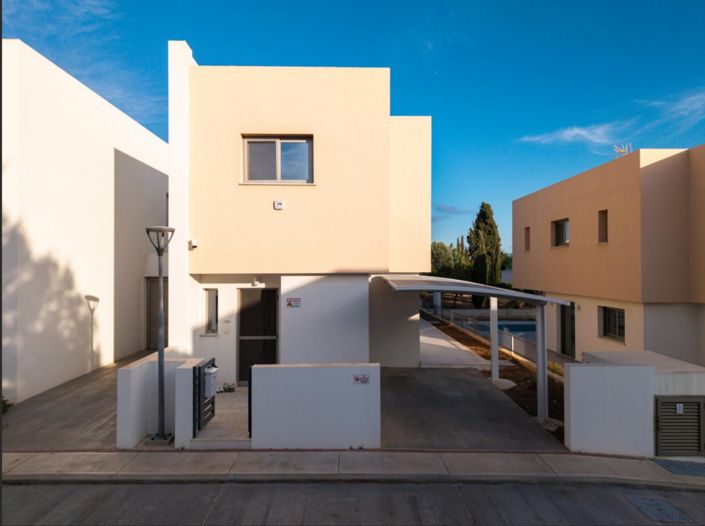 Image No.2-3 Bed Villa for sale
