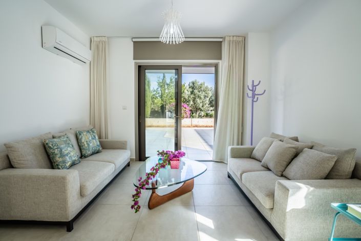 Image No.3-3 Bed Villa for sale
