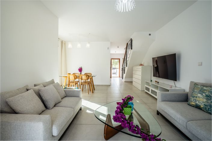 Image No.6-3 Bed Villa for sale
