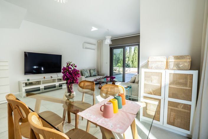 Image No.8-3 Bed Villa for sale