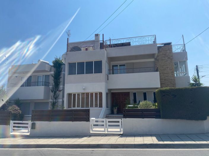 Image No.17-4 Bed Penthouse for sale