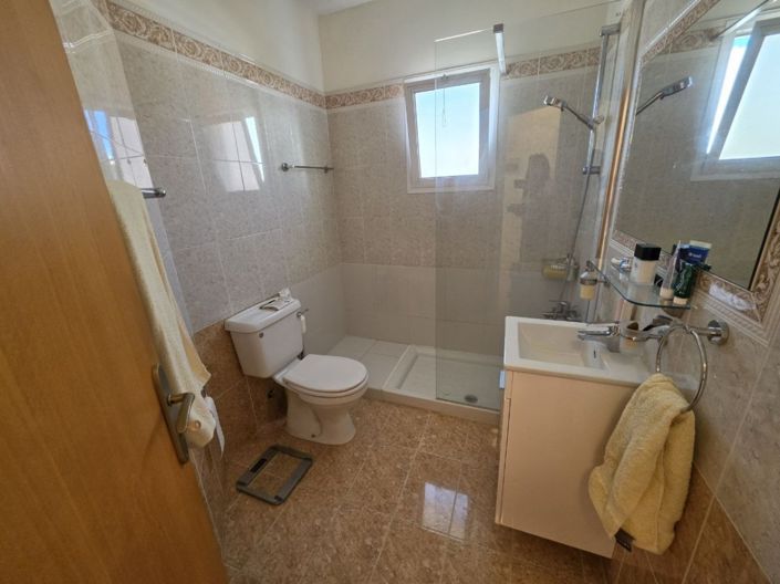 Image No.11-2 Bed Apartment for sale