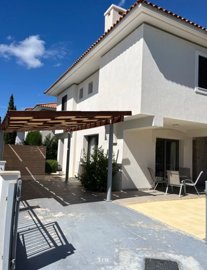 Detached Villa For Sale  in  Kato Paphos - Universal