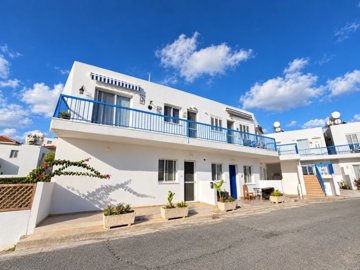 Apartment For Sale  in  Kato Paphos - Universal