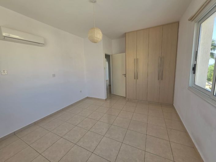 Image No.18-Appartement de 2 chambres à vendre