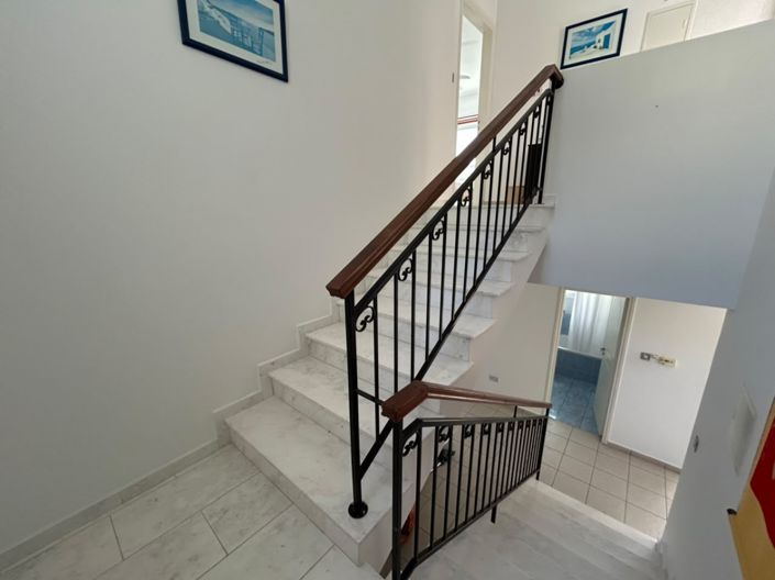 Image No.23-5 Bed Villa for sale