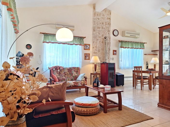 Image No.10-3 Bed Bungalow for sale