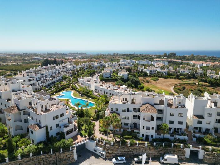 Image No.1-Penthouse de 2 chambres à vendre à Estepona