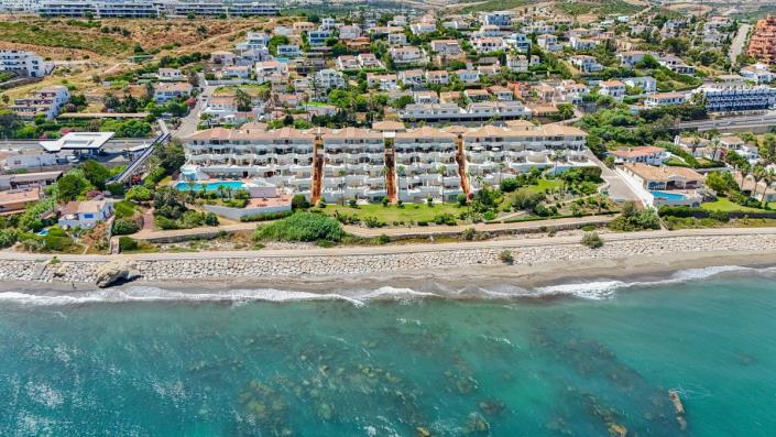 Image No.1-Appartement de 2 chambres à vendre à Estepona