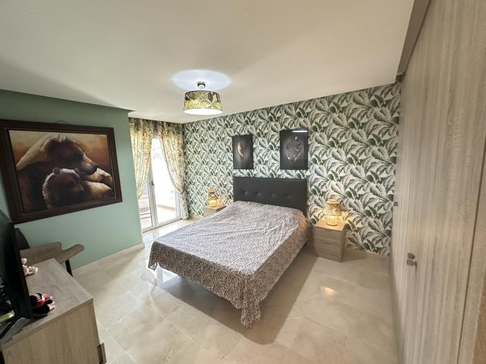 Image No.6-3 Bed Apartment for sale