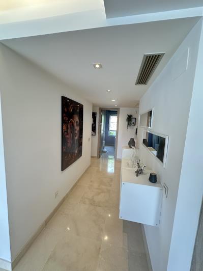 Image No.8-3 Bed Apartment for sale