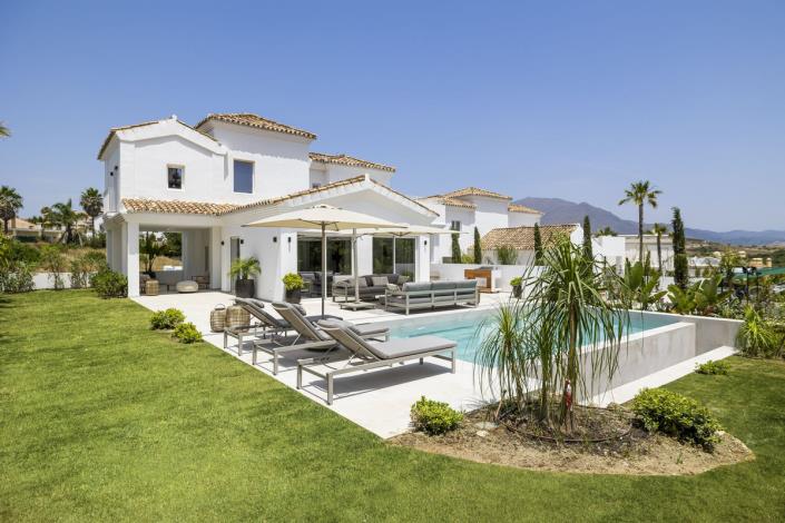 Image No.1-4 Bed House/Villa for sale