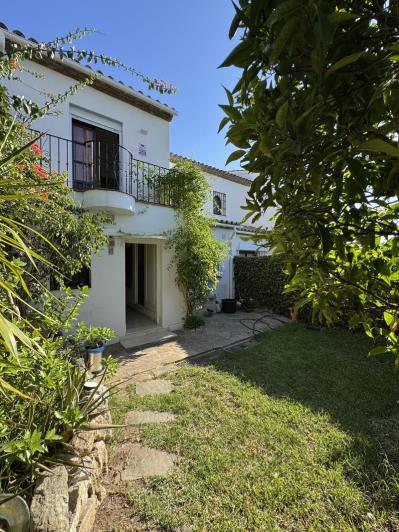 Image No.1-3 Bed Semi-Detached for sale