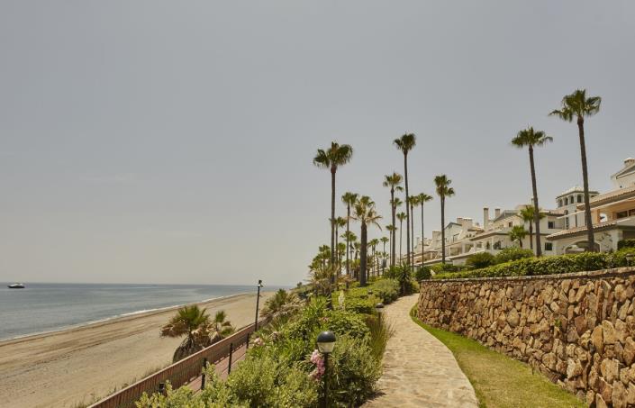 Image No.1-Appartement de 2 chambres à vendre à Estepona