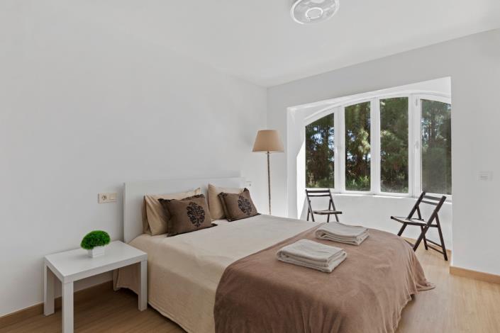 Image No.6-2 Bed Townhouse for sale