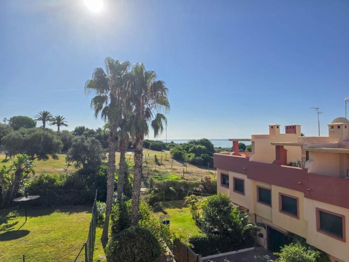 Image No.2-Maison de ville de 3 chambres à vendre à La Duquesa