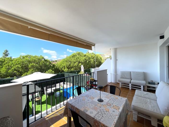 Image No.1-4 Bed Apartment for sale