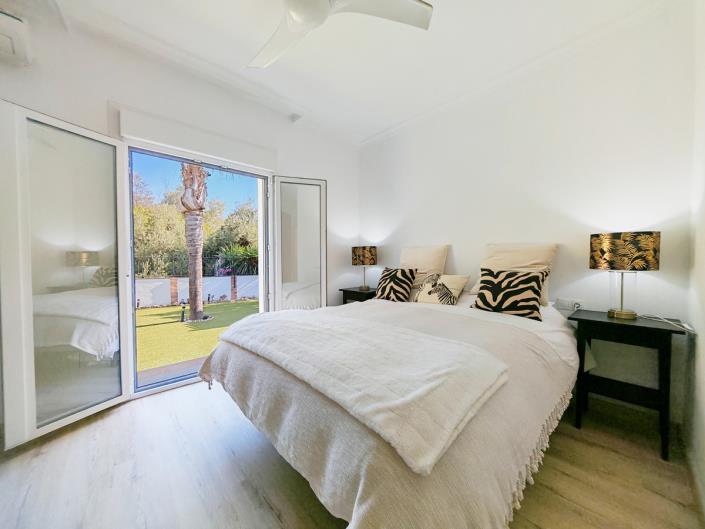 Image No.15-3 Bed Semi-Detached for sale