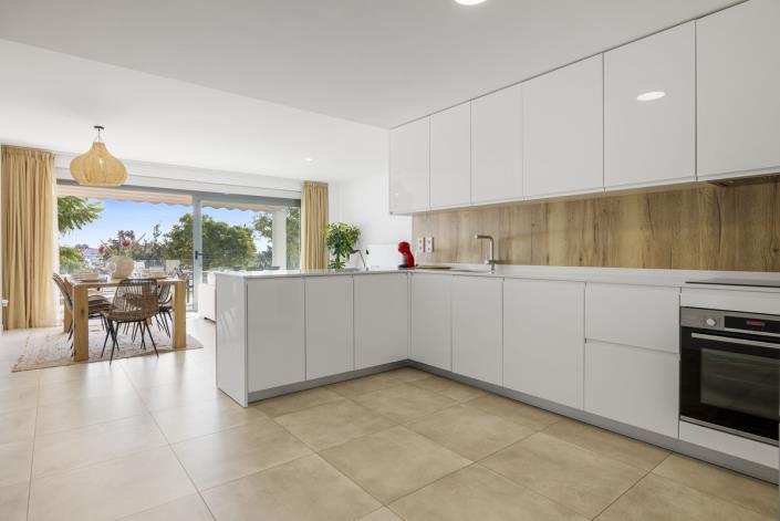 Image No.3-Appartement de 3 chambres à vendre à Estepona