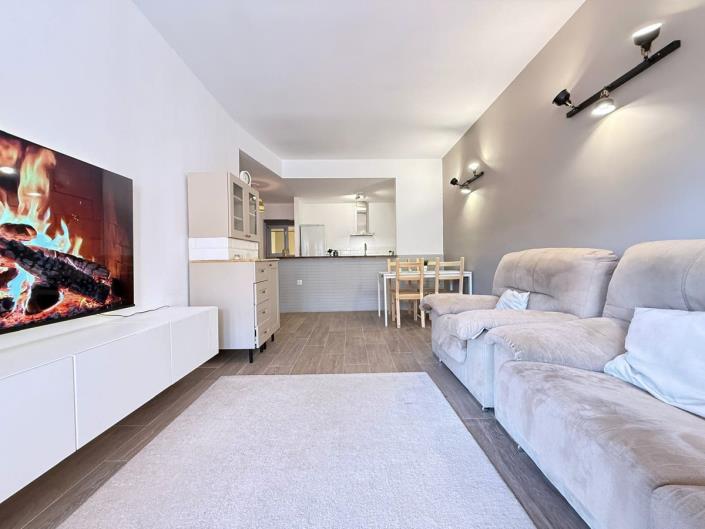 Image No.1-2 Bed Apartment for sale
