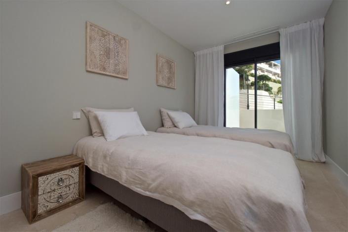 Image No.10-2 Bed Apartment for sale