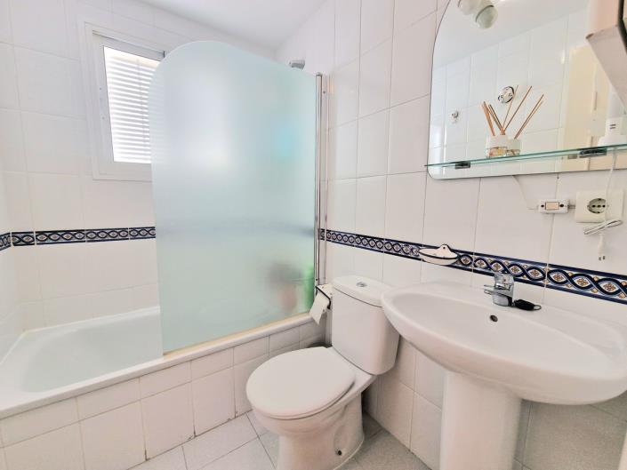 Image No.9-3 Bed Apartment for sale