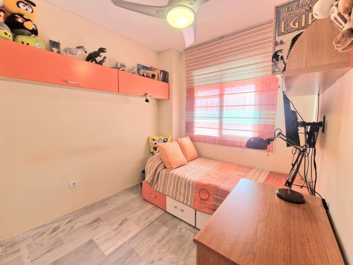 Image No.8-3 Bed Apartment for sale