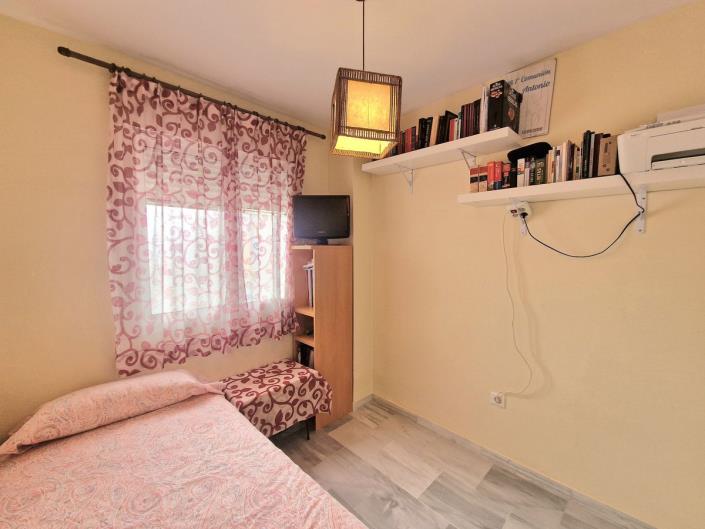 Image No.10-3 Bed Apartment for sale