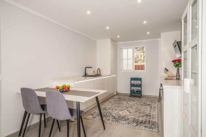 Image No.4-Appartement de 2 chambres à vendre à Elviria