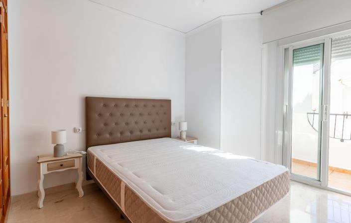 Image No.5-3 Bed Townhouse for sale