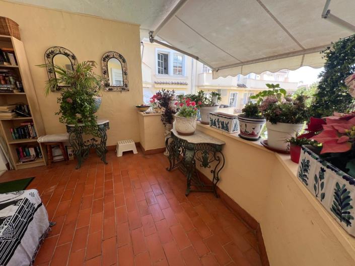 Image No.10-2 Bed Apartment for sale